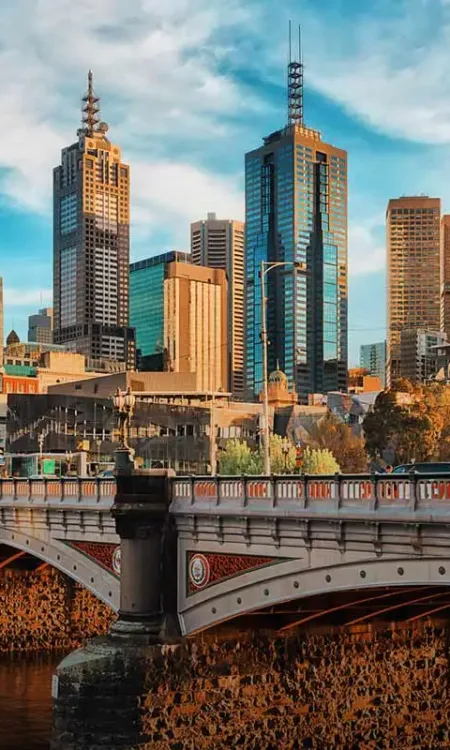 Melbourne Like a Local: Adventures in Australia’s Coolest City - Image of Melbournes Yarra River Bridge with Skyline